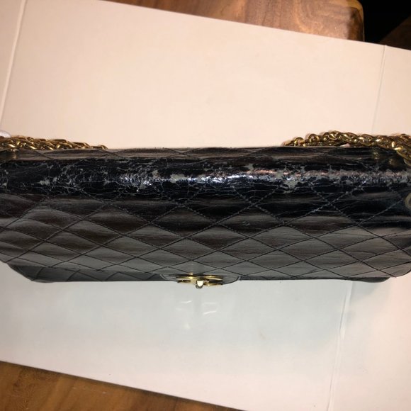 ♥ SOLD-Authentic Rare Vintage Black Chanel Bag - Picture 10 of 16